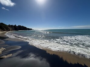 Beach - Bananas Vieques Guesthouse Room 7/Vibrant Area/Private/Steps from Caribbean (Esperanza)