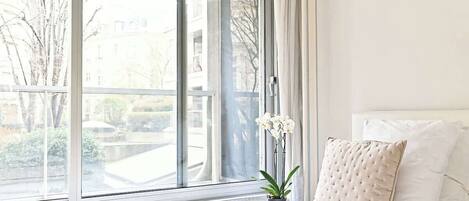 1 chambre, fer et planche à repasser, Wi-Fi, draps fournis