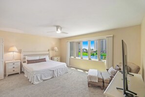 3 bedrooms, free WiFi, bed sheets - Seascape Boardwalk Villa 277*5 minute walk to beach! (Miramar Beach)