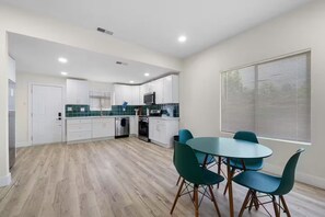 Dining - Spacious Escondido Retreat (Escondido)