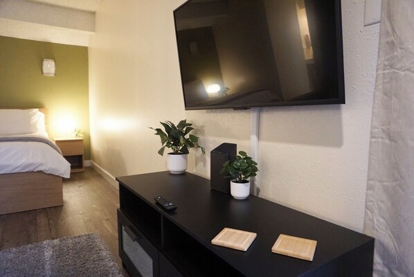 Strygejern/strygebræt, Wi-Fi, sengetøj