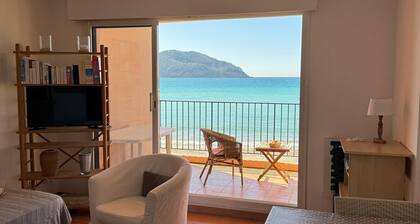 New waterfront apartment for rent