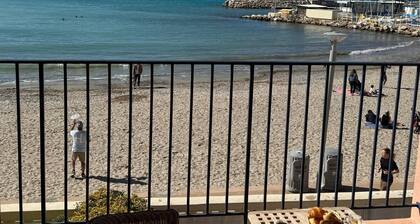 New waterfront apartment for rent