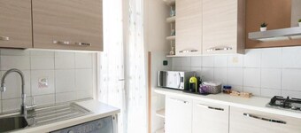 Ele's Apartment One step away from La Spezia Central Station.