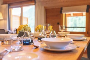 Dining - Rum Doodle - Charming apartment in Serre Chevalier (Saint Chaffrey)