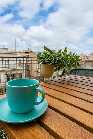 تناول الطعام بالخارج