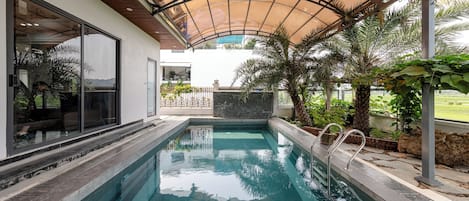 Piscine extérieure