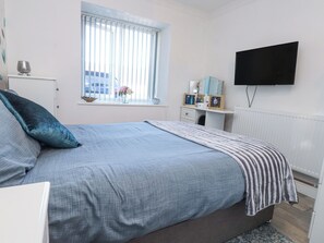 1 habitación, decoración personalizada y muebles diferentes
