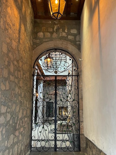 Casa Serdán Suites & Events