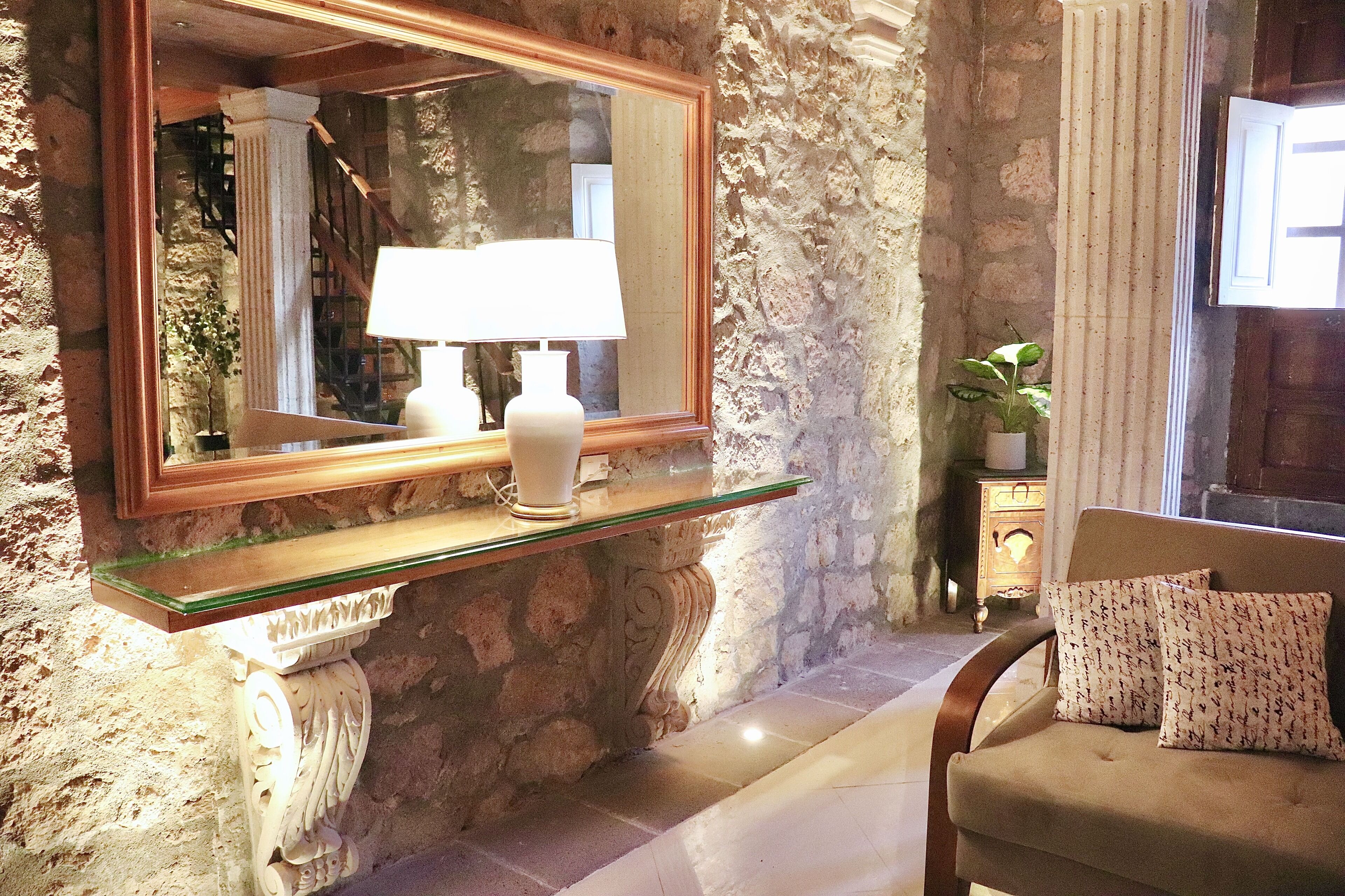 Luksussviitti, 1 makuuhuone, tupakointi kielletty, keittiö | Oleskelualue | LED-televisio, Netflix, suoratoistopalvelut