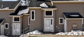 Quaint townhome with WiFi in charming Ellicottville