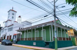 Miscellaneous - Danshari Room B-2 (Parking-Breakfast included) Malecon-Beaches 10 minutes away (Barahona)