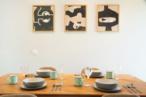 Dining - Το Serenite Maison είναι στη Λευκίμμη και απέχει 2,7 χλ μ από Παραλία Αλυκές. (Λευκίμμη Κέρκυρα)