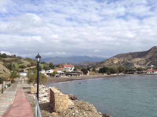 Cozy furnished apartment in the cozy Agia Galini.