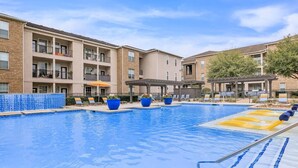 Pool - Cozy 1BR Magnolia Pool, Gym & Free Parking (Magnolia)