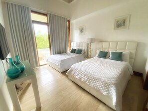 2 bedrooms, iron/ironing board, bed sheets