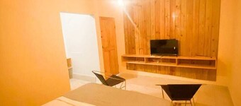 Danshari Room B-3 (Parking-Breakfast included) Malecon-Beaches 10 minutes away