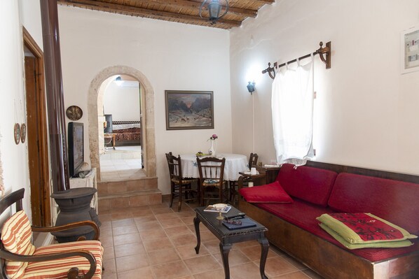 TV, fireplace - Sitanos,Traditional,Rural villa,close to Sitia (Sitia)