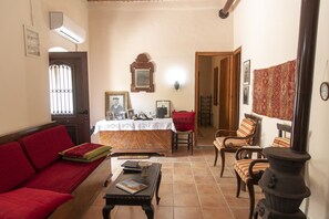 TV, fireplace - Sitanos,Traditional,Rural villa,close to Sitia (Sitia)