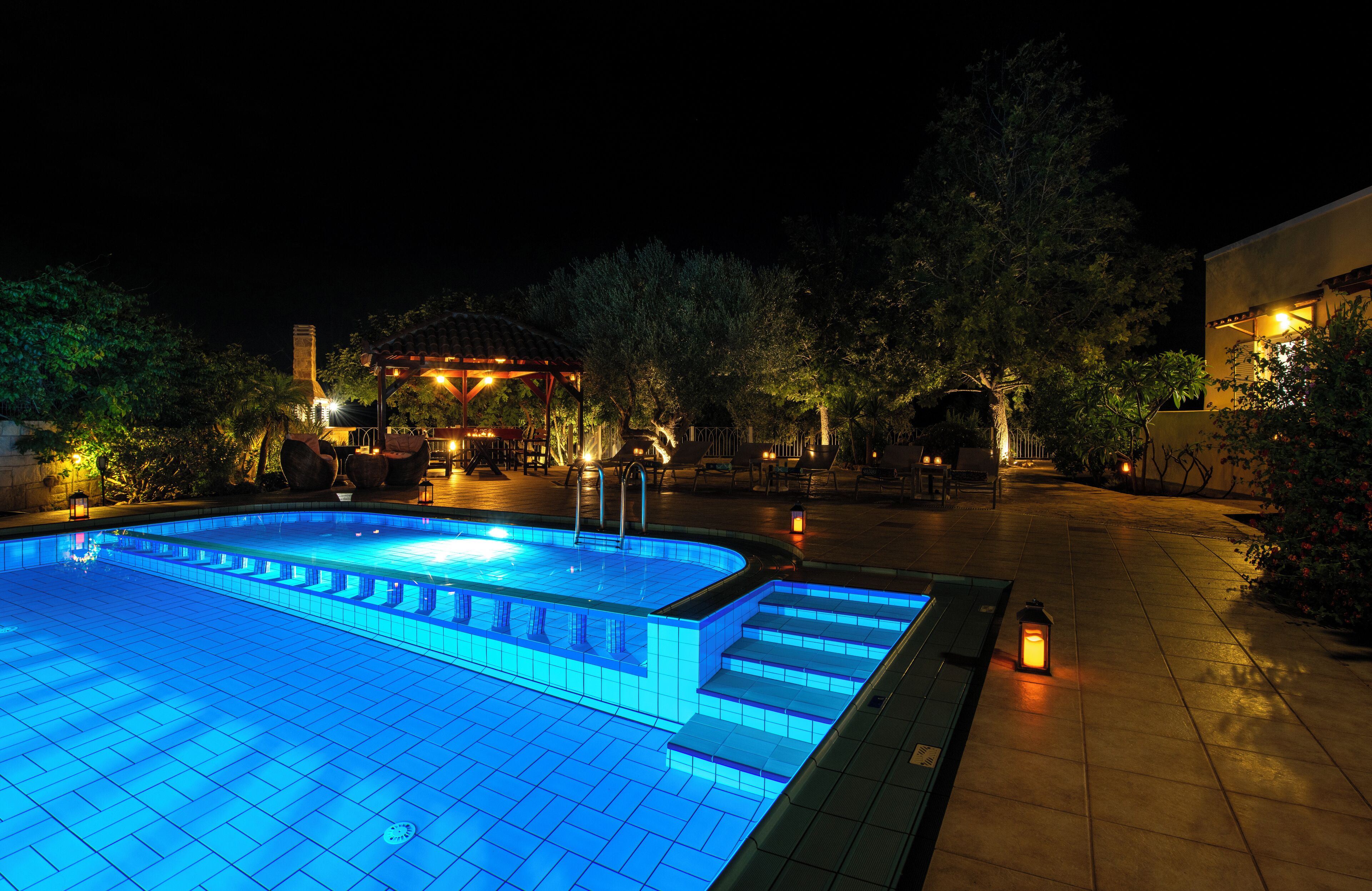 Piscine extérieure, piscine chauffée