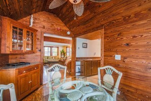 Interior - Passover Cottage | Private Pool & Ideal Key West Location (Key West)