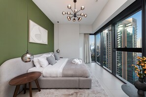 4 室のベッドルーム、WiFi (無料)