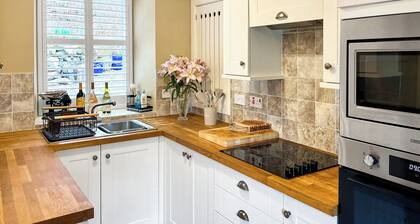 2 bedroom accommodation in Birnam Woods
