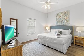 3 bedrooms, internet, bed sheets