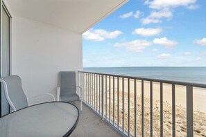Property grounds - Sea Gate 608 is a fabulous Oceanfront Retreat (Ocean City)