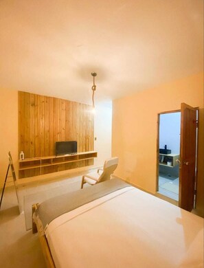 1 bedroom, WiFi, bed sheets