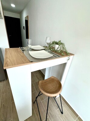 Elite Apartment | Dining - 81 Living (Medellín)