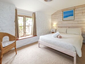 1 bedroom, individually decorated, individually furnished, free WiFi