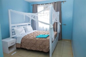 3 bedrooms, iron/ironing board, WiFi, bed sheets - Green1 _ 3bed app (Kampala)
