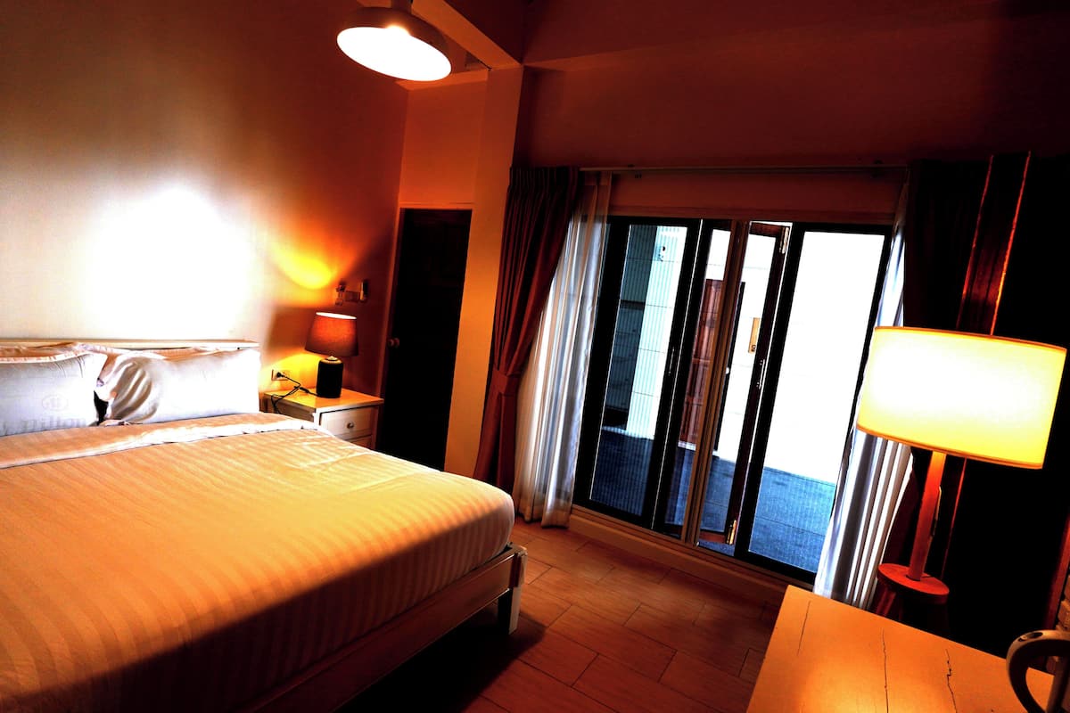 Superior Double Room | Desk, laptop workspace, free WiFi