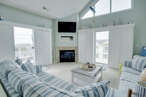 TV connectée, cheminée
