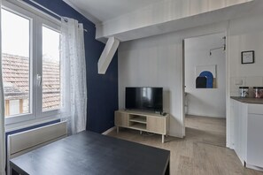 Interior - Château Saphir - T2 Spacious inner-city location (Château-Thierry)