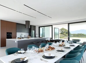 Villa | Dining - Luxury Oceanfront Villa in Arona (Arona)
