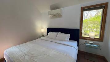 2 quartos, ferros/tábuas de passar roupa, Wi-Fi de cortesia