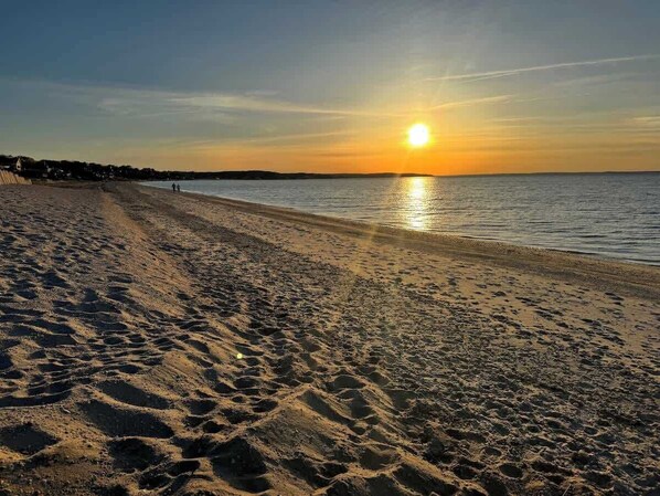 Nær stranden