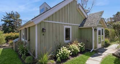 Seabreeze #4 Charming Cottage just 2.5 miles to US Open