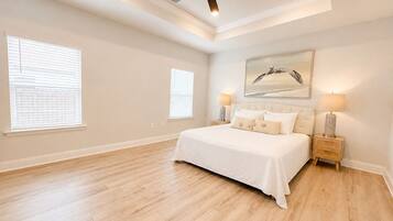 4 bedrooms, iron/ironing board, WiFi (free), bed sheets