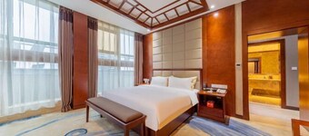 Haiyi Fino Hotel (Yichang Wanda Plaza Three Gorges Vocational College Store)