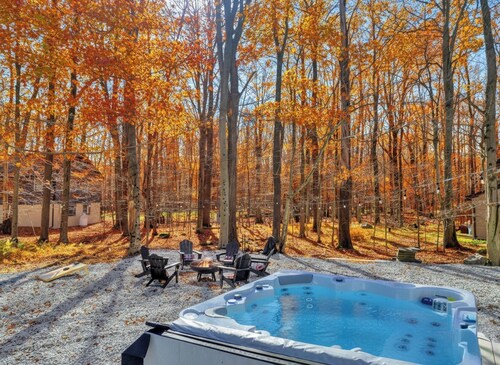 Sunset Cabin - Hot Tub, Game Room, Firepit, Lake