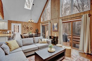 Smart TV y futbolito 