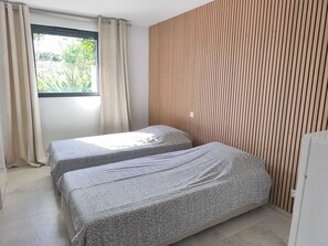 2 soverom, strykejern/-brett, wi-fi og sengetøy