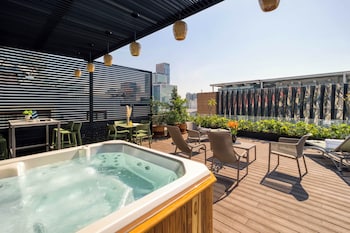 UTOPIC Platón by ULIV