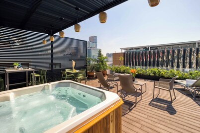 UTOPIC Platón by ULIV