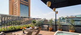 UTOPIC Platón by ULIV