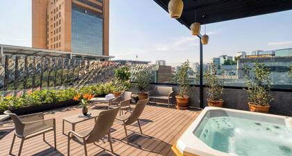 UTOPIC Platón by ULIV