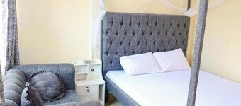 Khalisee Homes Studio apartment